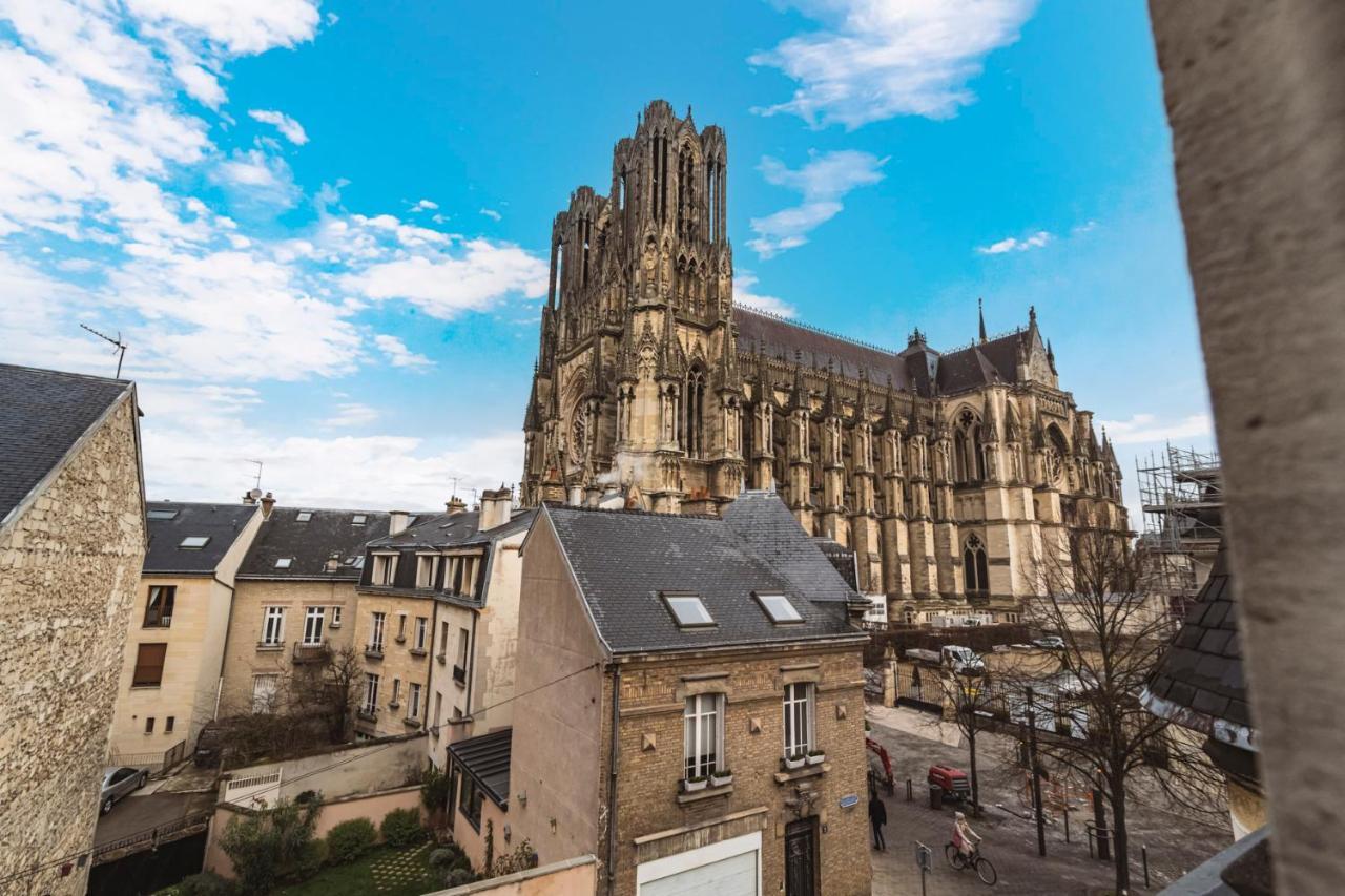 Апартаменты Tournelles Vue Cathedrale- Maison Climatisee Du Xvie Siecle Classee Реймс Экстерьер фото