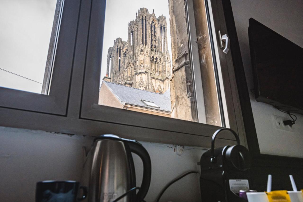 Апартаменты Tournelles Vue Cathedrale- Maison Climatisee Du Xvie Siecle Classee Реймс Экстерьер фото